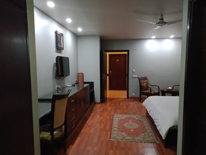 Bedroom 3, Hira Guest House & Banquet, Karachi