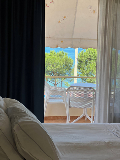 Others 5, Hotel Lungomare, Vlorës