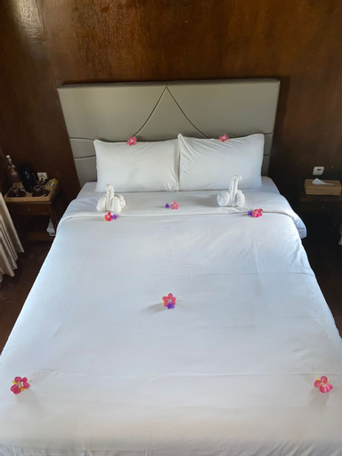 Bedroom 3, Q'Pelagos Sunset Bungalow, Lombok