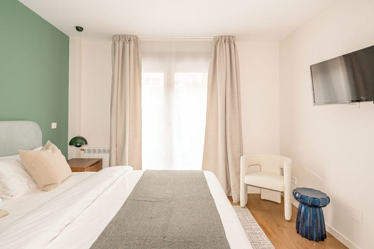 Bedroom 2, Home Art Apartments Salamanca, Madrid