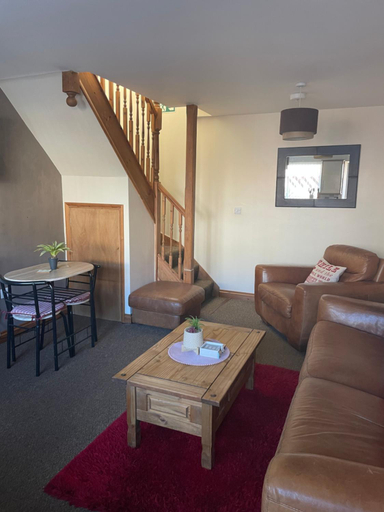 Others 5, Albion Cottages, East Riding of Yorkshire
