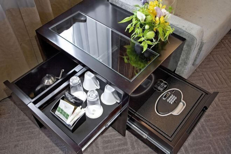 Amenities 8