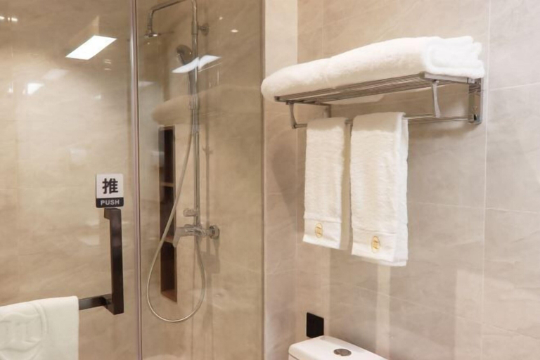 Bathroom 13