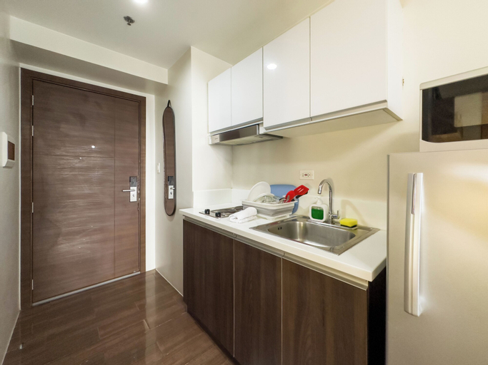 Dining Room 10
