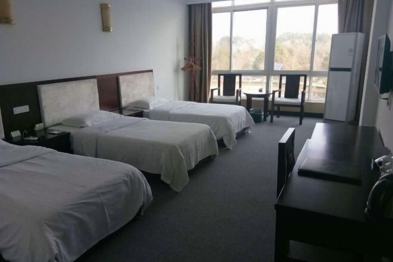 Bedroom 3, Tianzi Lake Ecological Resort, Xiaogan