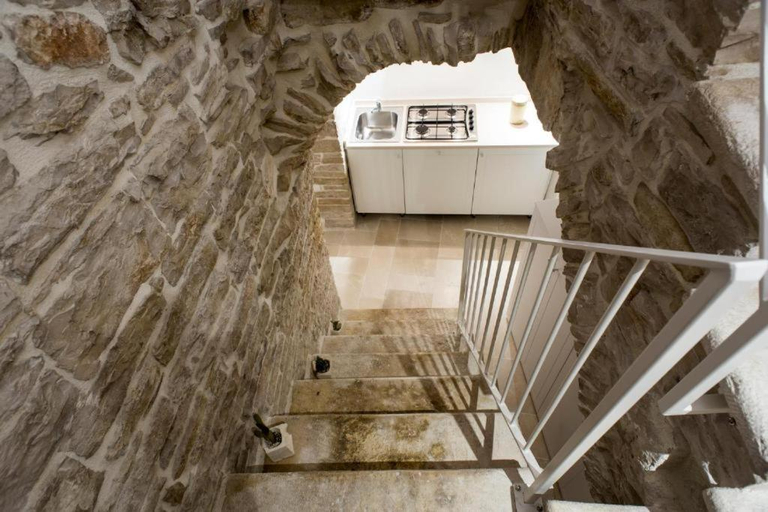 Others 2, LE SUITES AL TORRIONE, Bari