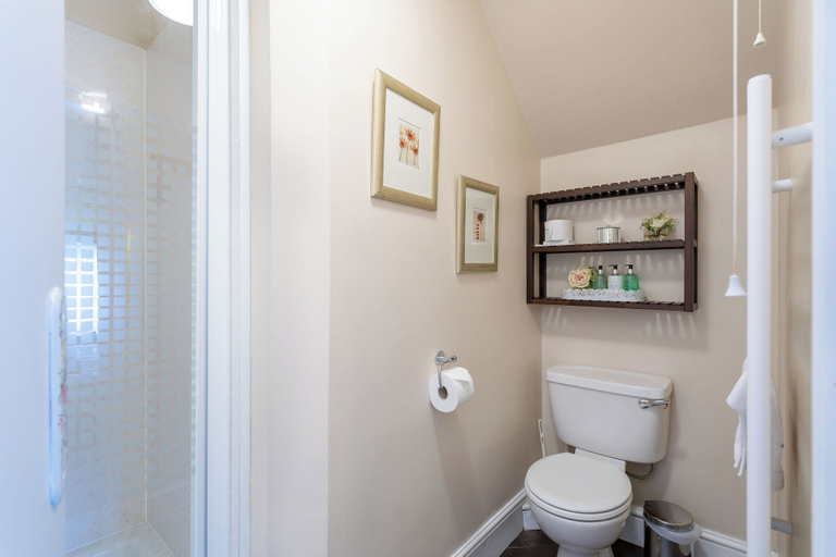 Bathroom 4, The Firs, Perthshire and Kinross