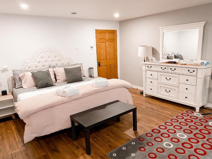 Bedroom 3, Ocean Bay View Luxury Guesthouse, Halifax