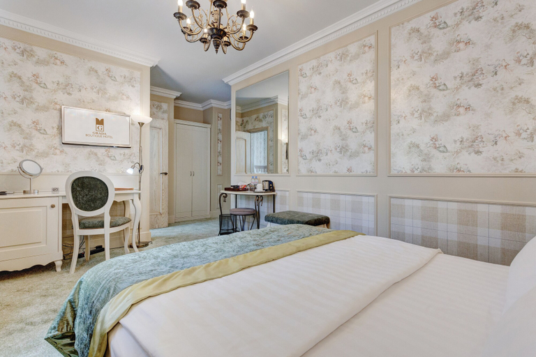 Bedroom 2, Grada Boutique Hotel, Central