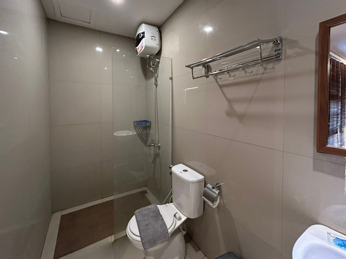 Bathroom 3