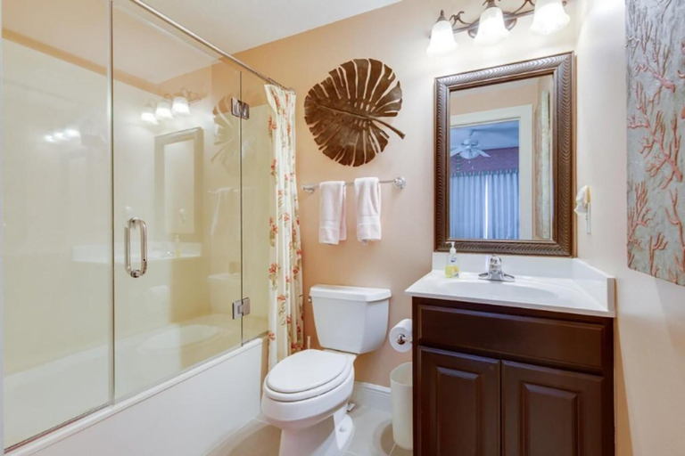 Bathroom 4, Ariel Dunes II 1901, Walton