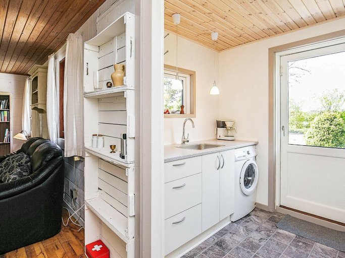 Others 4, Cozy Holiday Home in Syddanmark With Barbecue, Langeland