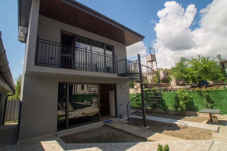 Exterior & Views 2, Prestige Guest House, Kutaisi