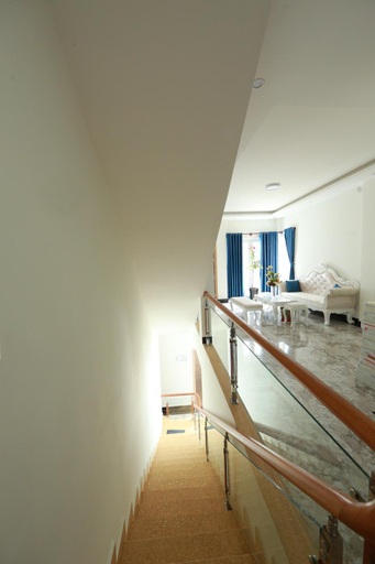 Others 4, The Light Hotel, Đà Lạt