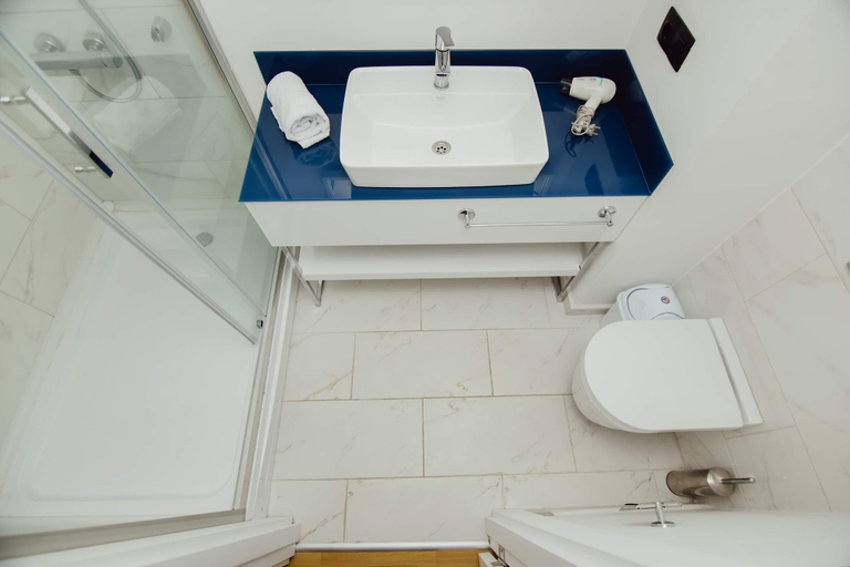 Bathroom 4, Orbi City Black Sea View Aparthotel, Batumi