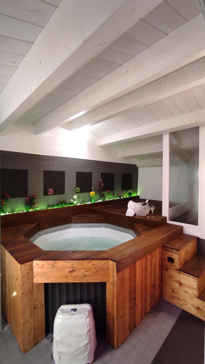 Others 5, ''B&B Santa Rita Corato fitta camere'', Bari