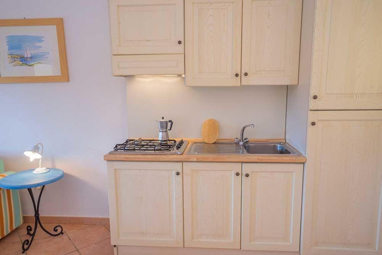 Others 5, residence baia sant anna con piscina, Nuoro