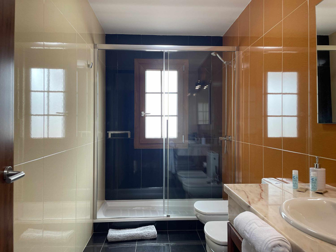 Bathroom 3, HOLYHOME VILLA CINEMA PERFECT FOR FAMILIES, Las Palmas
