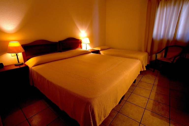 Bedroom 2, hotel moderno, Olbia-Tempio