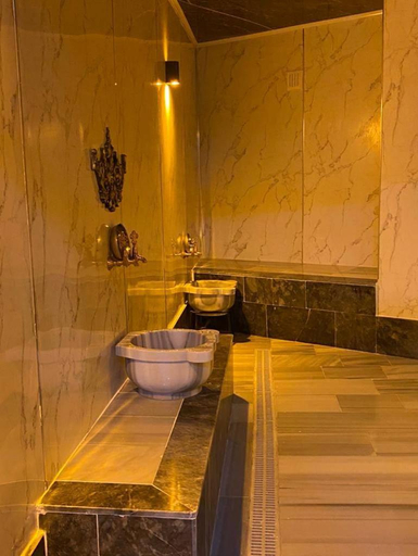 Bathroom 5, Paradise Island Hotel, Gebze