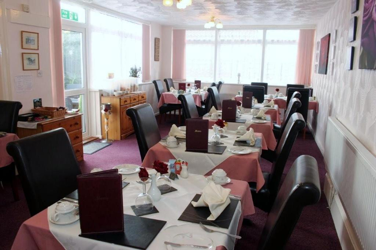 Food & Drinks, The Swiss Cottage, Shanklin, Isle of Wight