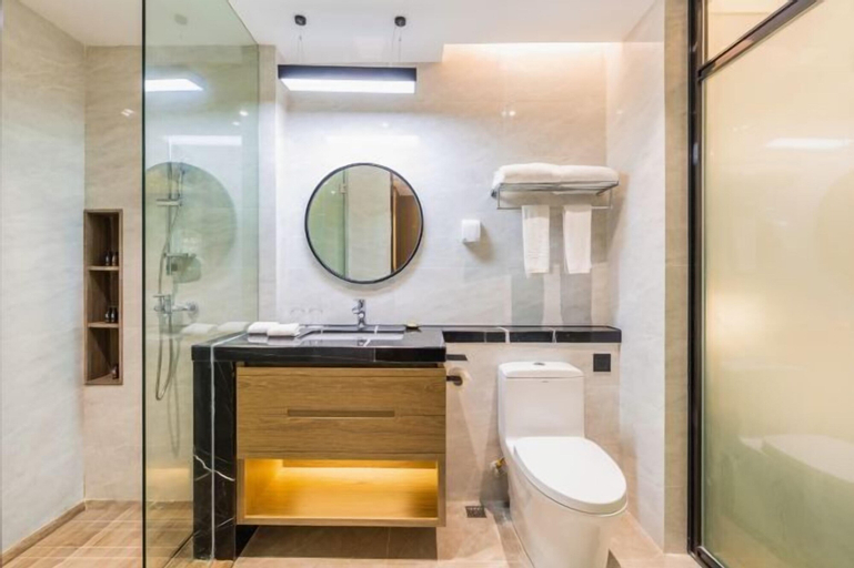Bathroom 9