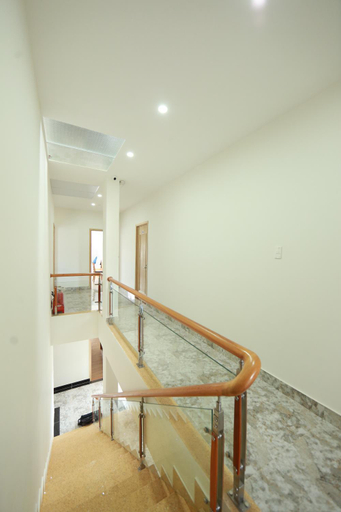 Others 3, The Light Hotel, Đà Lạt