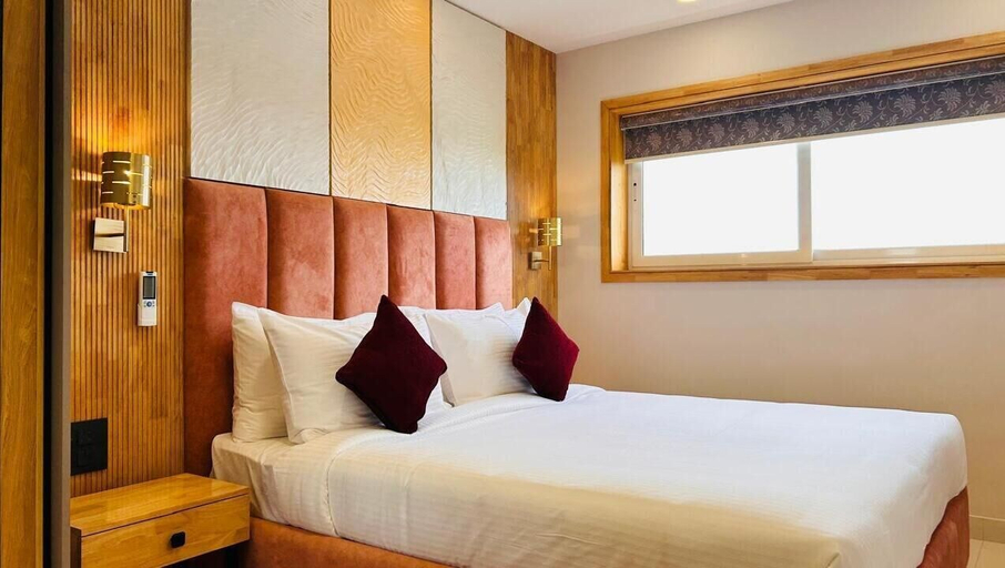 Bedroom 3, 7 Apple Hotel Guruvayur, Kerala, Thrissur