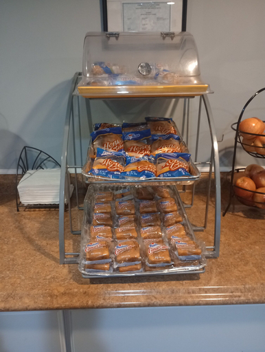 Food & Drinks 5, Days Inn by Wyndham Scranton PA, Lackawanna