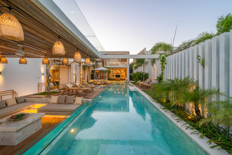 Sport & Beauty 2, Villa Vola : Fabulous New Designer Villa Next to the Beach, Badung