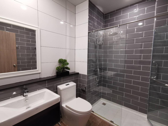 Bathroom 5