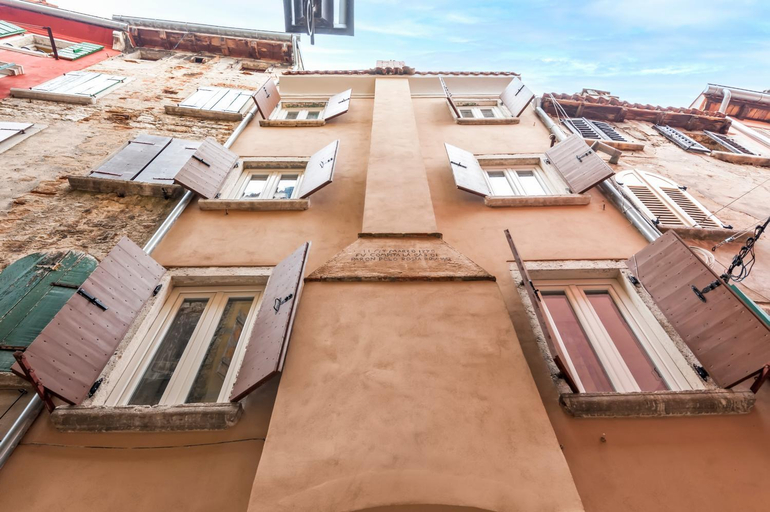 Entrance 4, Casa Polo, Rovinj