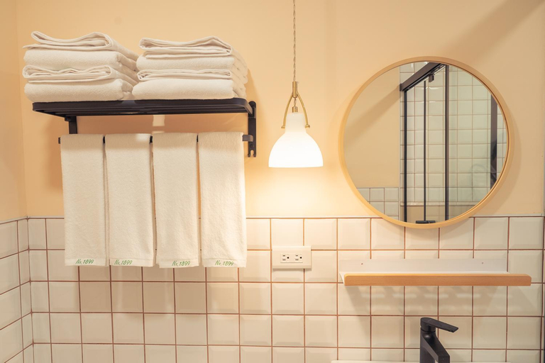 Bathroom 4