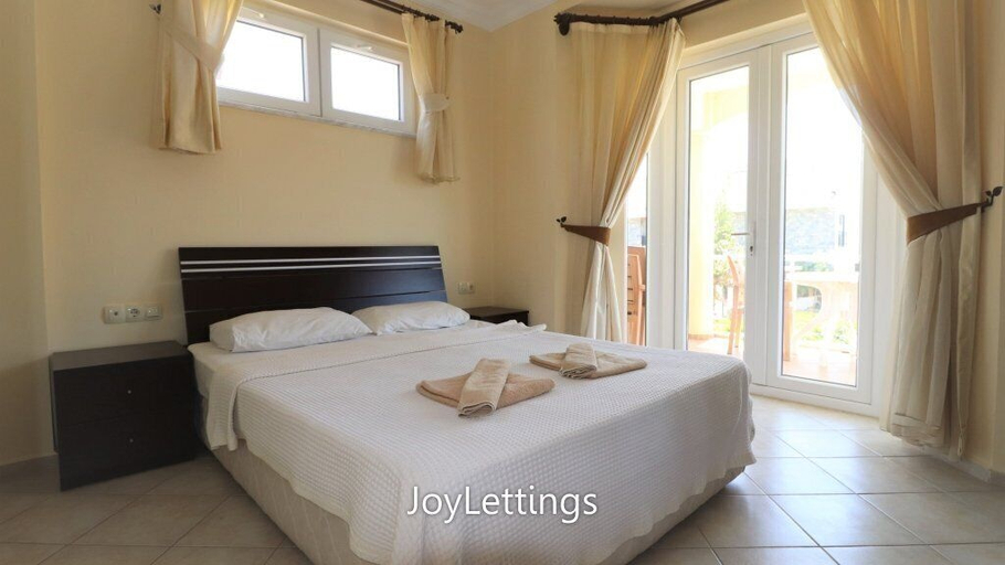 Room 5, Villa YS09 by JoyLettings, Fethiye