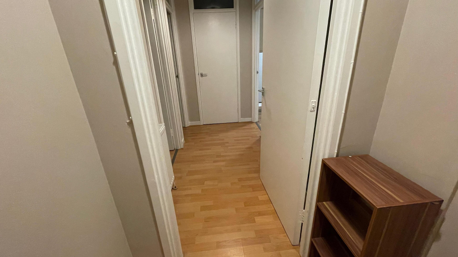 Others 5, Cosy 1-bed Flat, Family Friendly, Free Parking, London
