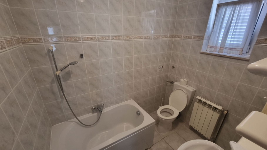 Bathroom 4, Villa Klisovic, Rogoznica