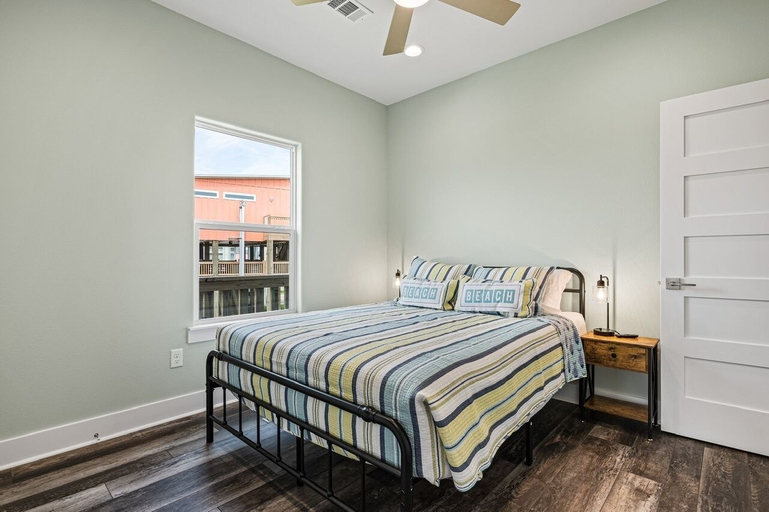 Room 2, Saved By The Shell 4 Bedroom Home by RedAwning, Galveston