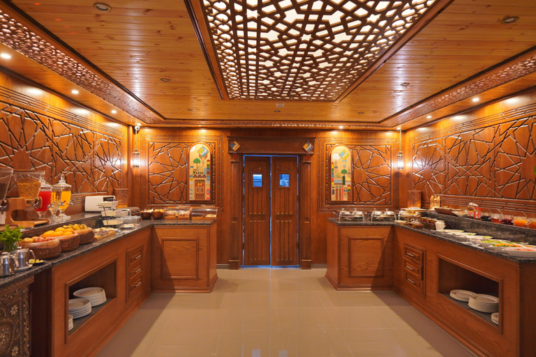 Food & Drinks 5, Petra Plaza Hotel, Wadi Musa
