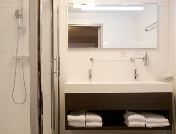 Bathroom 4, Fletcher Hotel Het Witte Huis, Soest
