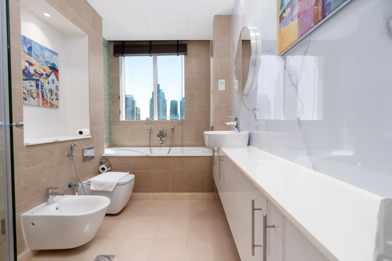 Others 3, Vacay Lettings- Stylish waterfront getaway home, Dubai