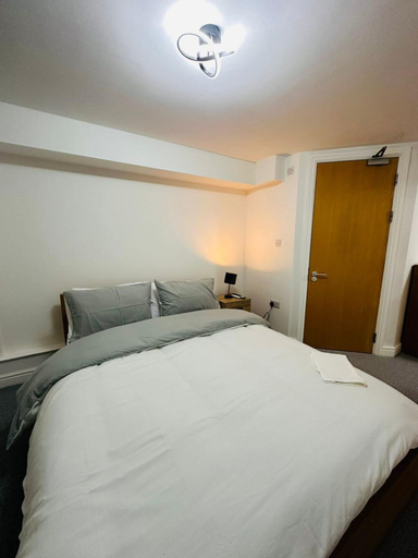 Bedroom 3, Home Away From Home- City Centre Gem, Derby