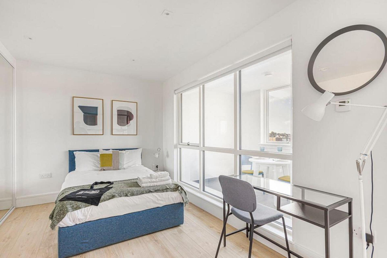 Bedroom, Brightly - 1 Bed Wembley Stadium, London