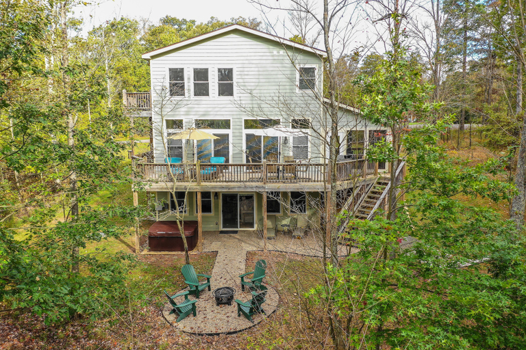 Exterior & Views 2, Deep Creek Dream 4 Bedroom House, Garrett