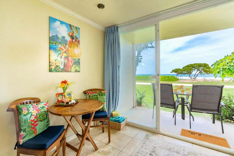 Others 5, Romantic Oceanfront Escape, Kauai