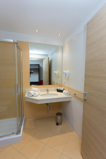 Bathroom 3, HOTEL DON CAMILLO, Reggio Nell'Emilia