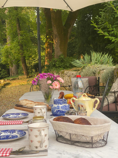 Food & Drinks 4, Chateau de Gouyas, Dordogne