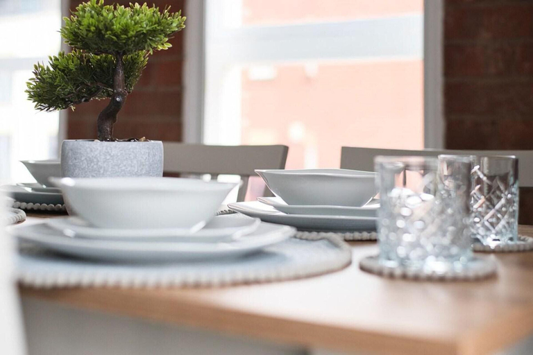 Food & Drinks, City Flat in Hull-silvester Street-free Parking, Kingston upon Hull