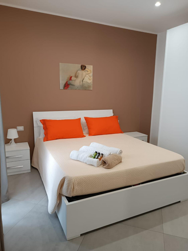 Others 4, Casa Bonelli 37, Barletta-Andria-Trani