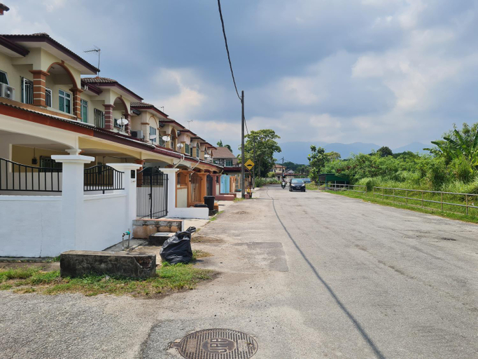 Others 3, Air-home M1 Simpang, 4BR, 10pax, Netflix, Larut and Matang