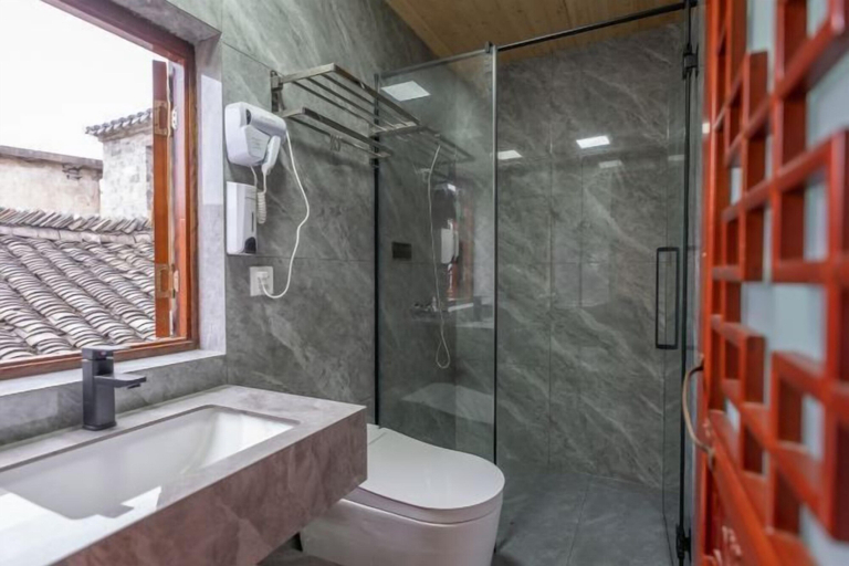 Bathroom 3, Ninghai Shusong Hotel, Ningbo